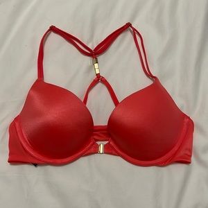 Victoria’s Secret razorback Bra